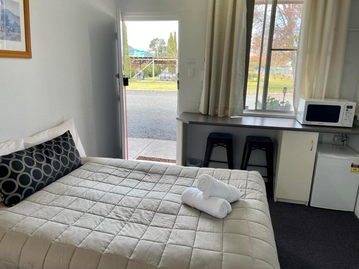 Quirindi Sunflower Motor Inn מראה חיצוני תמונה