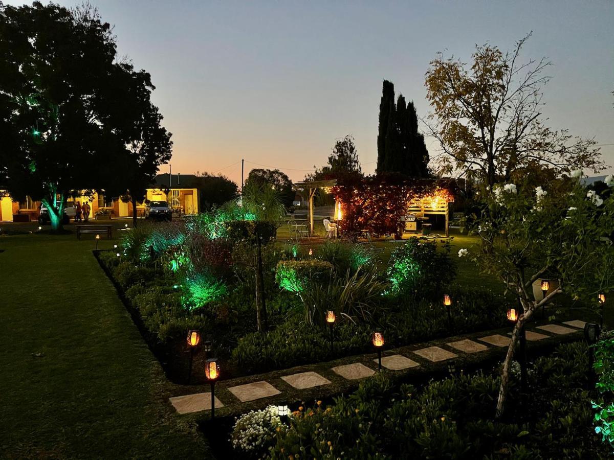 Quirindi Sunflower Motor Inn מראה חיצוני תמונה