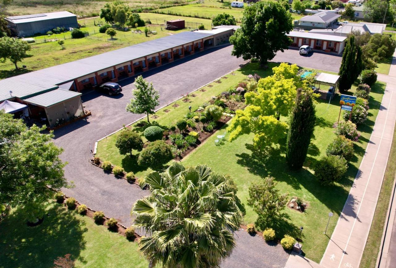 Quirindi Sunflower Motor Inn מראה חיצוני תמונה